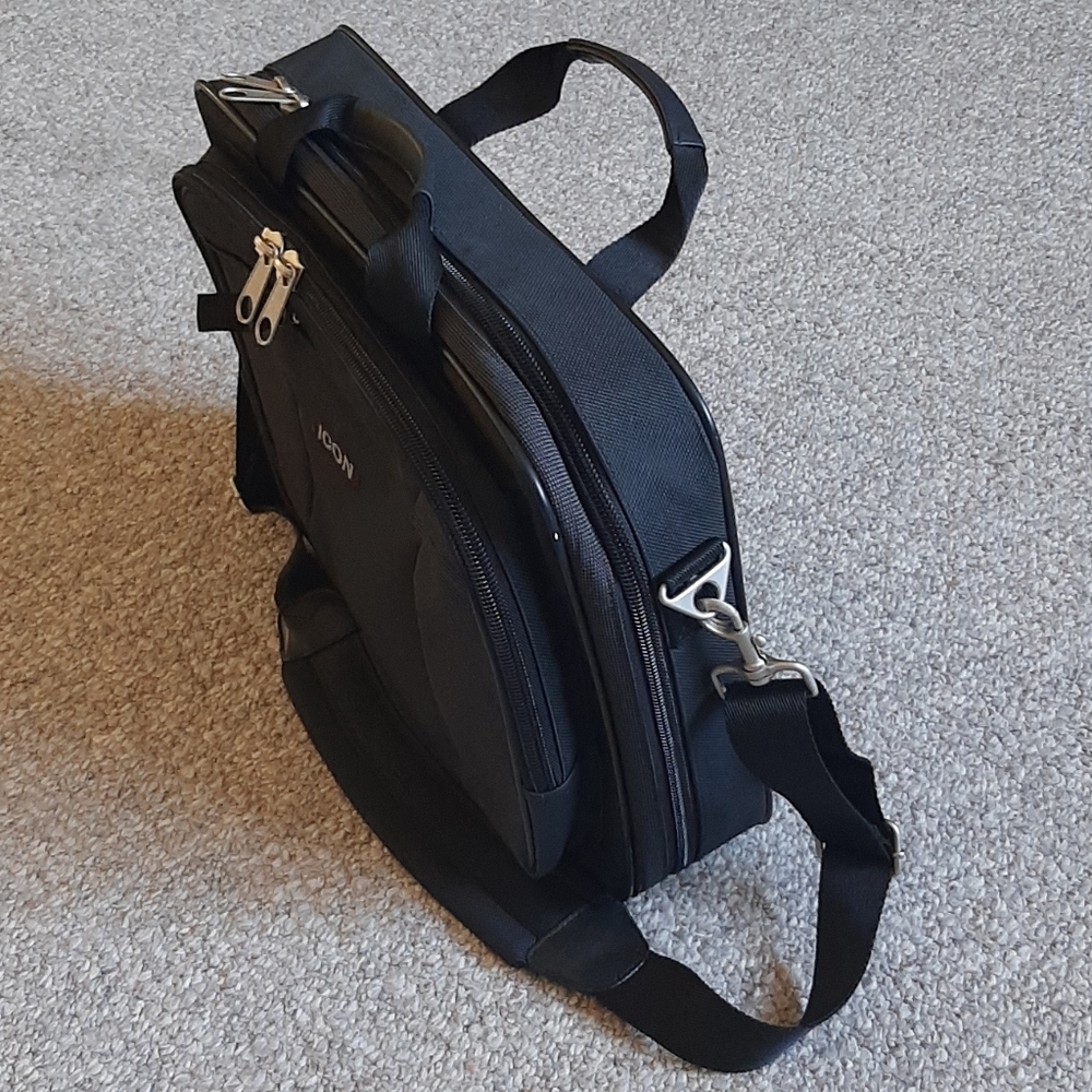 Icon Briefcase/Lap Top Computer Bag - Picture 3 of 14